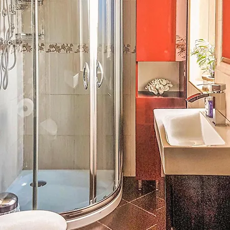 Holiday home 4 Bedroom In