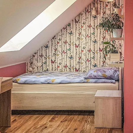 4 Bedroom In * Semlin